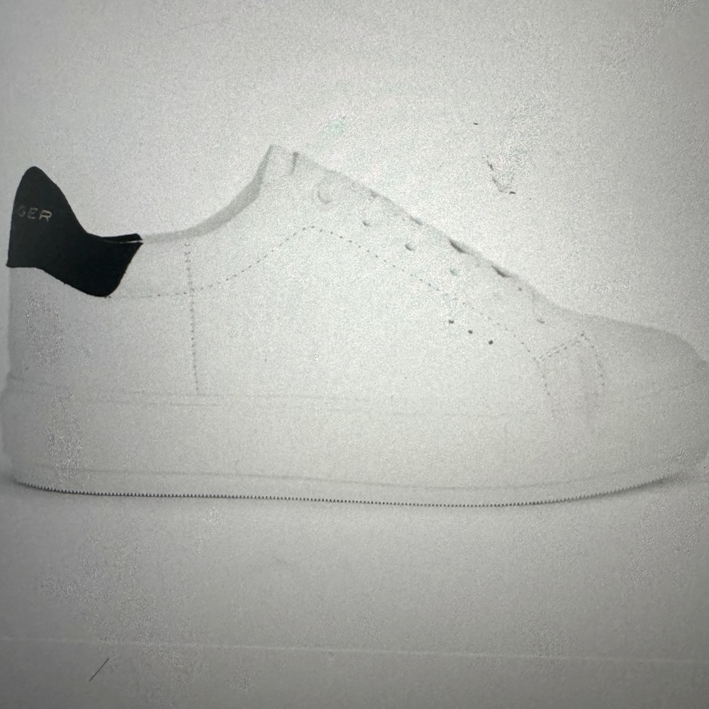 Used Laney Sneaker by Kurt Geiger London 36
